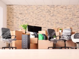Firmen Entrümpelung Gewerbliche Entrümpelung von Bürosachen und anderem